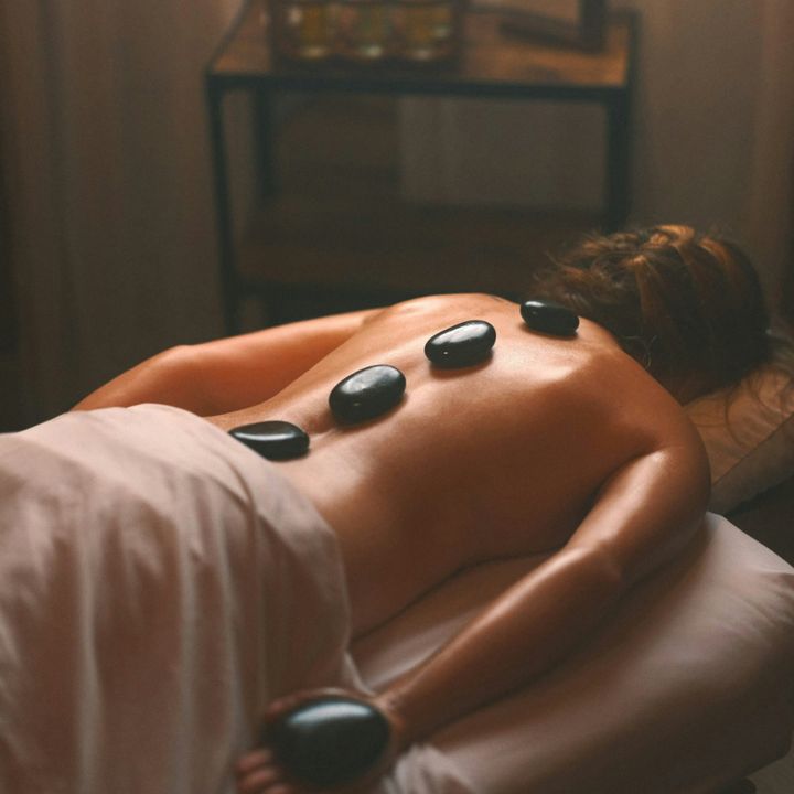 Le bien-être redessine les codes du luxe et s’impose comme un nouveau marqueur de statut. - Le Journal du Luxe -
                    Luxe radio