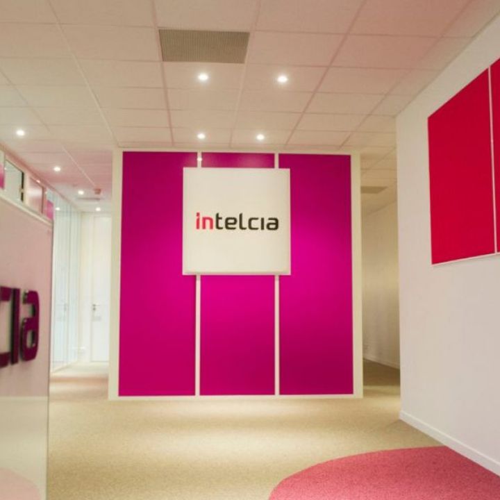 Intelcia devient 100 % marocain - Écho Entreprises -
                    Luxe radio