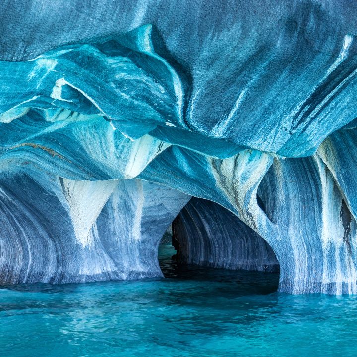 Sculptures naturelles: Les grottes de marbre du lac General Carrera - Voyage -
                    Luxe radio