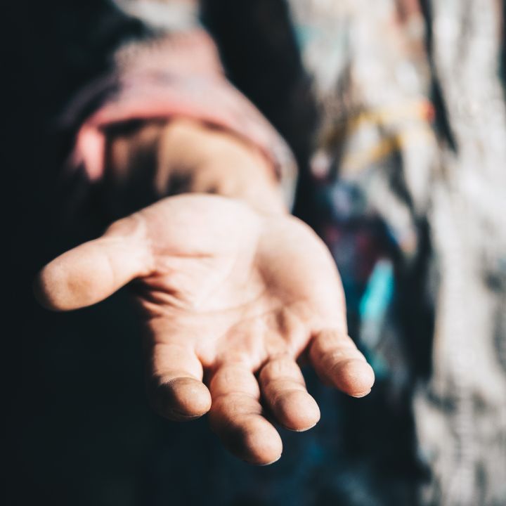Mendicité au Maroc: un phénomène à plusieurs visages - Les Débats -
                    Luxe radio