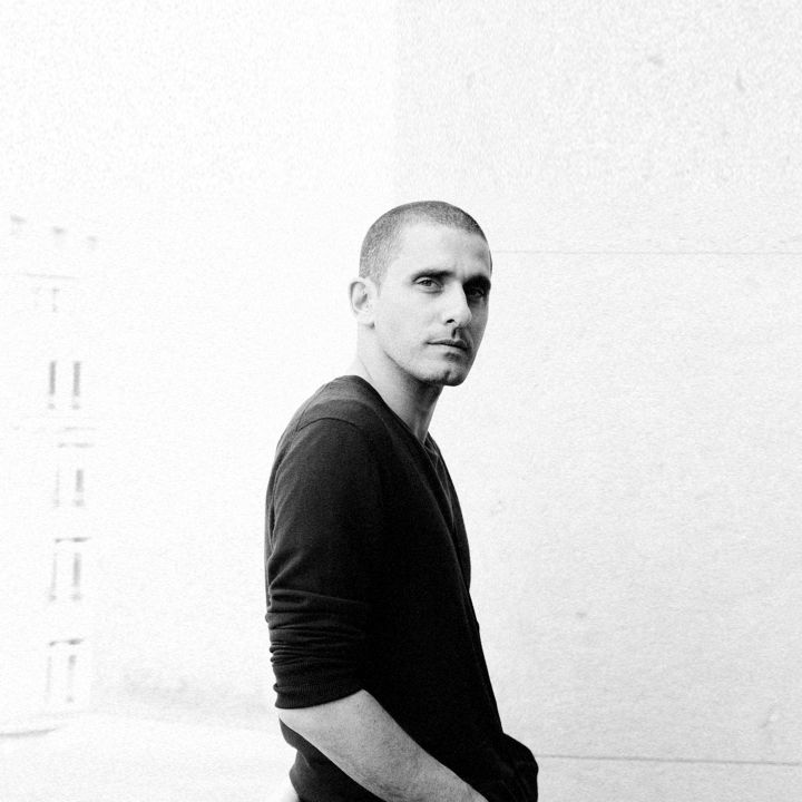 Les débuts de Felipe Oliveira Baptista chez Kenzo - Le Journal du Luxe -
                    Luxe radio