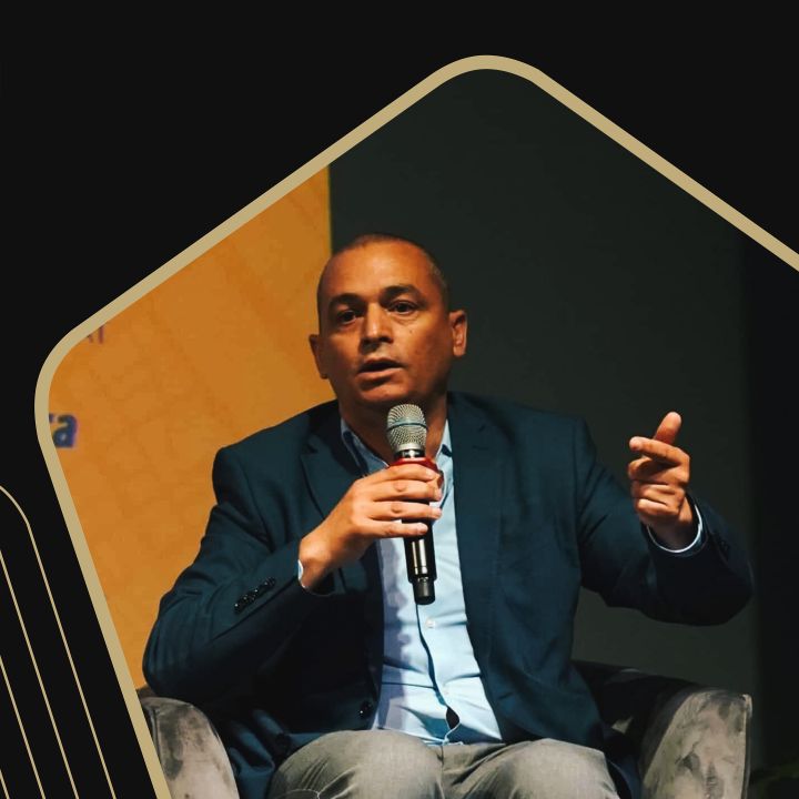 Samir Bouzidi: « Le Maroc gagnerait à investir davantage le digital pour muscler ses liens avec les troisième et quatrième générations de sa diaspora » - Les Débats -
                    Luxe radio