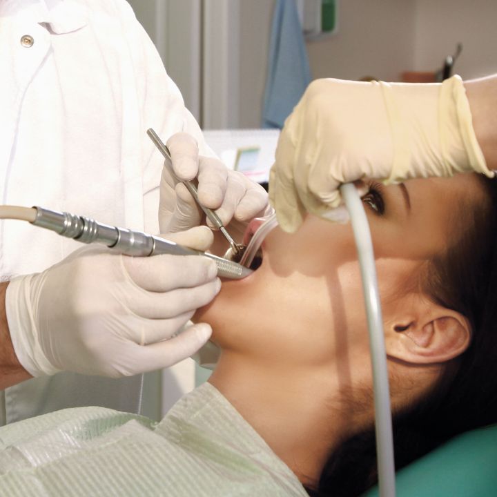 Un centre régional des soins bucco-dentaires ouvre ses portes à Rabat - Sciences & Santé -
                    Luxe radio