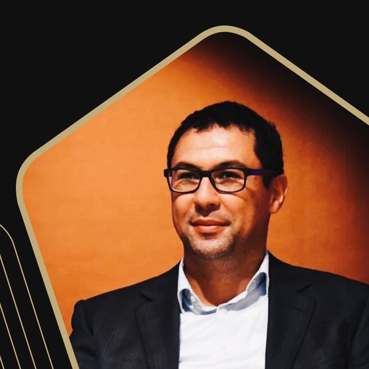 Le Maroc est-il en train de construire une véritable puissance d’innovation ? Avec Khalid Baddou, directeur exécutif des affaires institutionnelles à l'UM6P - Les Invités des Matins Luxe -
                    Luxe radio