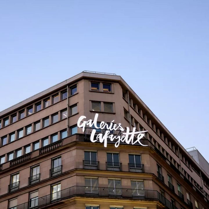 Galeries Lafayette investit 260 millions d’euros pour transformer son modèle - Le Journal du Luxe -
                    Luxe radio