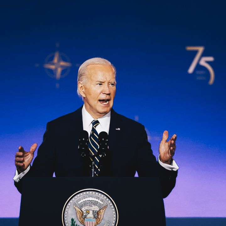 75ème sommet de l’Otan: le test ultime pour Joe Biden ? - Les Débats -
                    Luxe radio