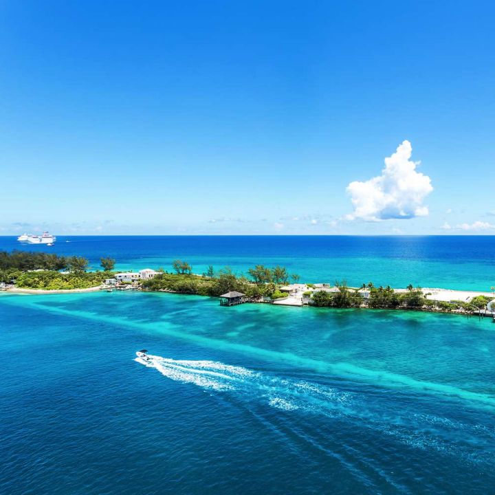 Évasion tropicale à Nassau - Voyage -
                    Luxe radio