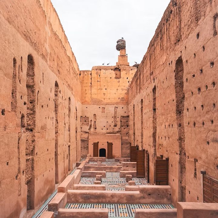 À Marrakech, Tinmel et la Koutoubia au Palais Badii - Le Journal des Arts -
                    Luxe radio