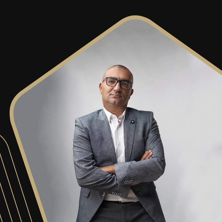 Séisme :" le véritable défi n'est pas la reconstruction (seule) !" - Les Invités de Heure Essentielle -
                    Luxe radio