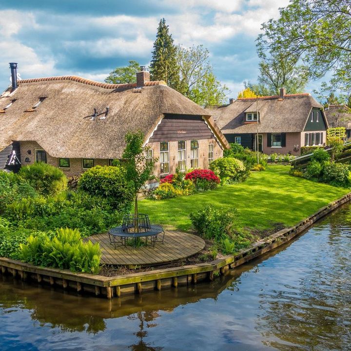 « The Erven » aux Pays-Bas : un quartier en bois qui réinvente la ferme hollandaise. - Architecture -
                    Luxe radio