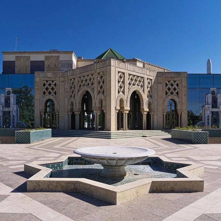 À Séville, la Foire de l’artisanat marocain officiellement inaugurée - Résonances Culturelles -
                    Luxe radio