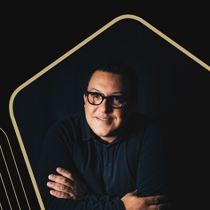 Karim Rouissi: « Les mutations urbaines doivent être ancrées dans l’histoire et tournées vers l’avenir et le bien-être commun » - Les Invités des Matins Luxe -
                    Luxe radio