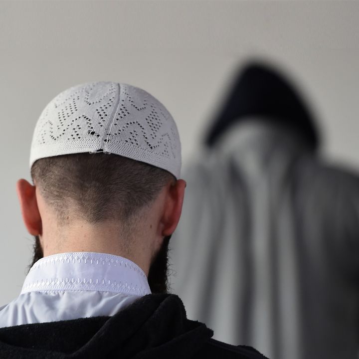 Il est impossible de criminaliser une pensée mais il est possible de la contenir - Les Débats -
                    Luxe radio