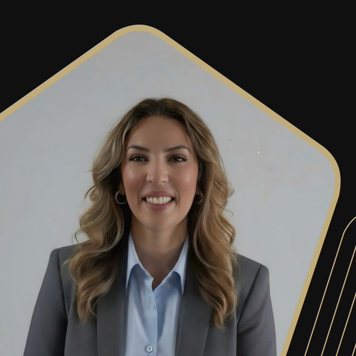 Sanaa Rami Kandy : celle qui fait sortir l’huître marocaine de sa coquille ! - Les Invités de Heure Essentielle -
                    Luxe radio