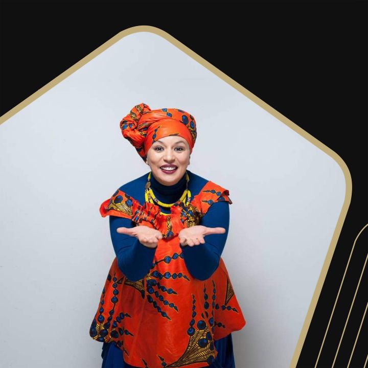 Samia Orosemane ou l’art de faire rire quand le monde vacille - Les Invités des Matins Luxe -
                    Luxe radio