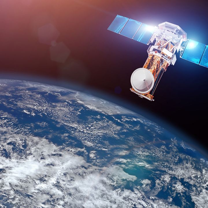 L'OTAN veut sécuriser Internet grâce aux satellites - Sciences & Santé -
                    Luxe radio