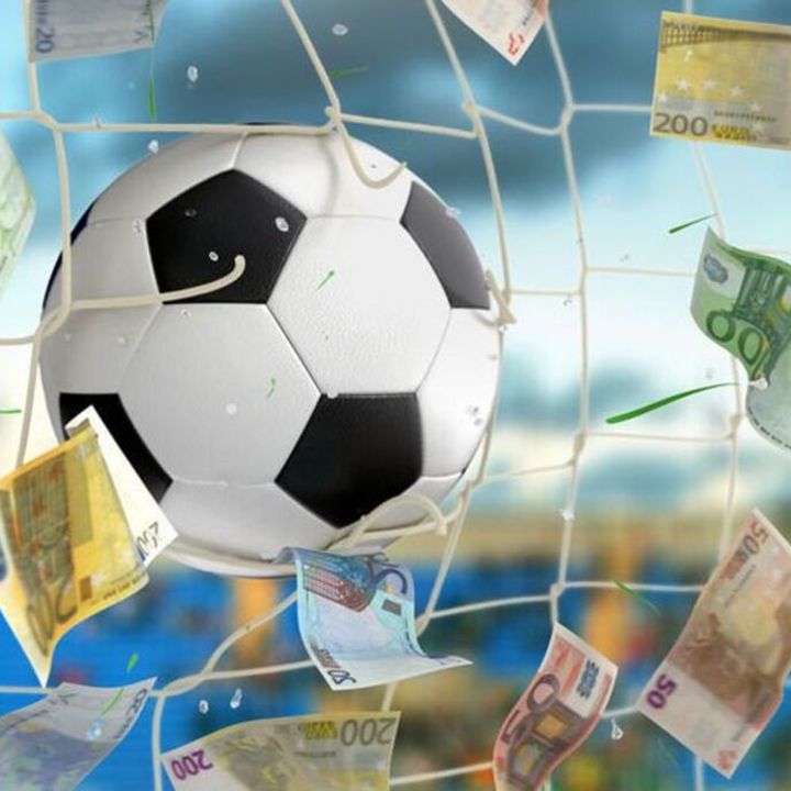 Quel poids financier pour le football marocain ? Avec Talal Chakir - La Loge Des Supporters -
                    Luxe radio