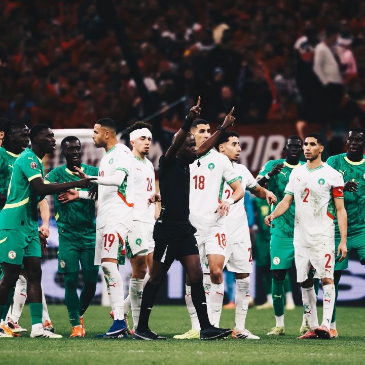 CAN 2025 : une finale gagnée sur le terrain… ou dans les règlements ? - Avec Ou Sans Parure -
                    Luxe radio