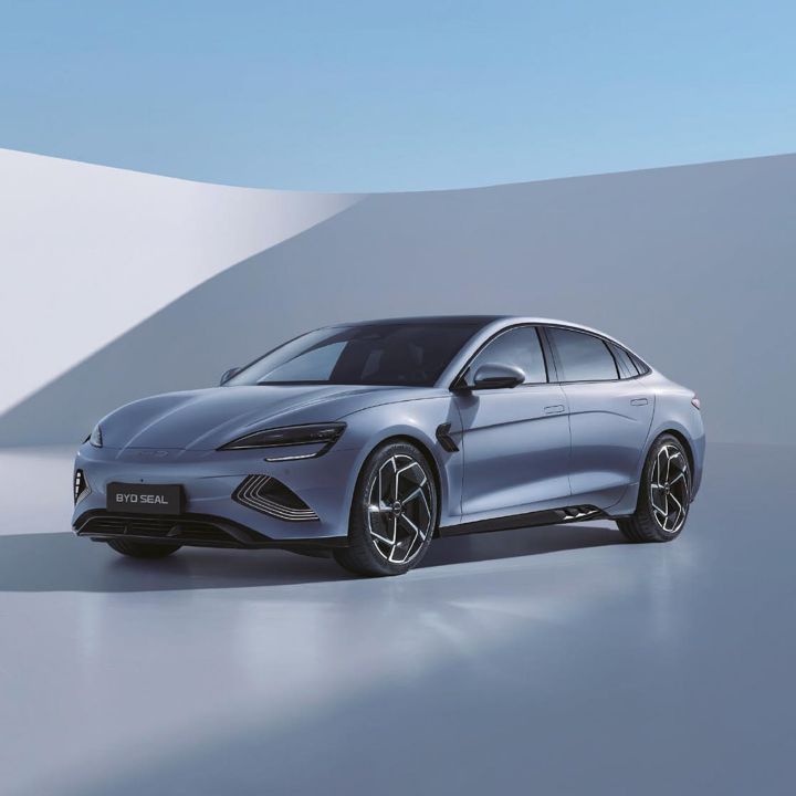 Auto Nejma annonce le lancement de la BYD SEAL au Maroc - Le Journal du Luxe -
                    Luxe radio