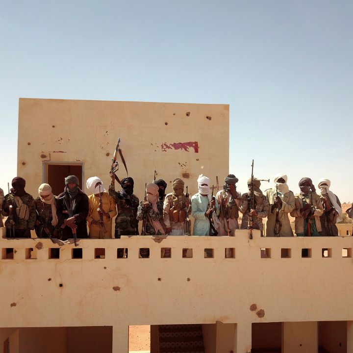 Terrorisme dans le Sahel : la nouvelle guerre civilisationnelle ? - Les Débats -
                    Luxe radio
