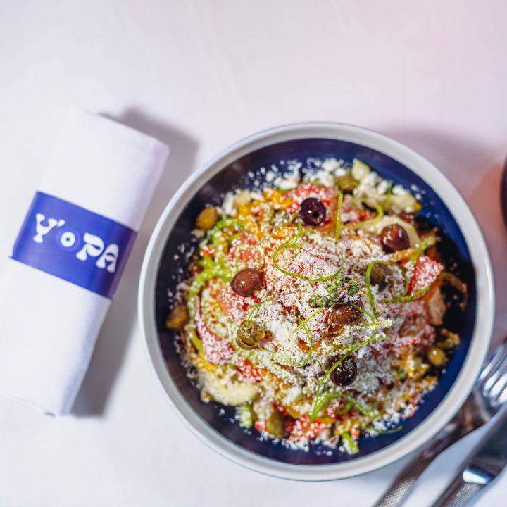 Y’OPA, une expérience culinaire authentique 100% grecque - Le Journal du Luxe -
                    Luxe radio