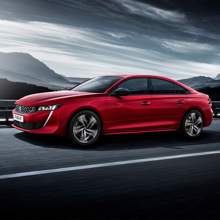 La Peugeot 508 élue plus belle voiture de l’année - Le Journal du Luxe -
                    Luxe radio