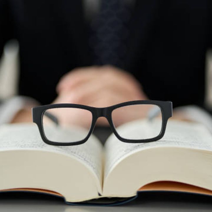 Enseignant : le plus beau métier du monde… mais à quel prix ? - Le Fil Des Actus -
                    Luxe radio