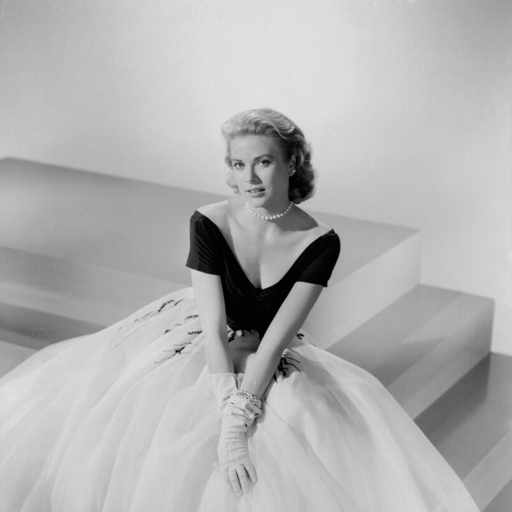 Grace de Monaco : la princesse de Dior - Le Journal du Luxe -
                    Luxe radio