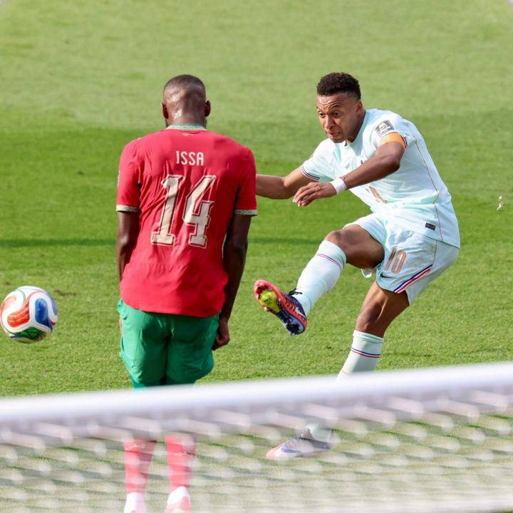 Coupe du monde 2026 : France–Maroc, bilan des Lions, arbitrage et réseaux sociaux - La Loge Des Supporters -
                    Luxe radio