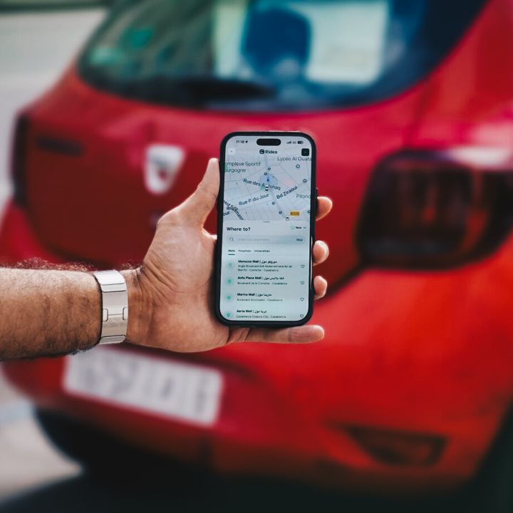 Maroc : les applications de VTC sont-elles condamnées à évoluer dans une zone grise juridique ? - Avec Ou Sans Parure -
                    Luxe radio