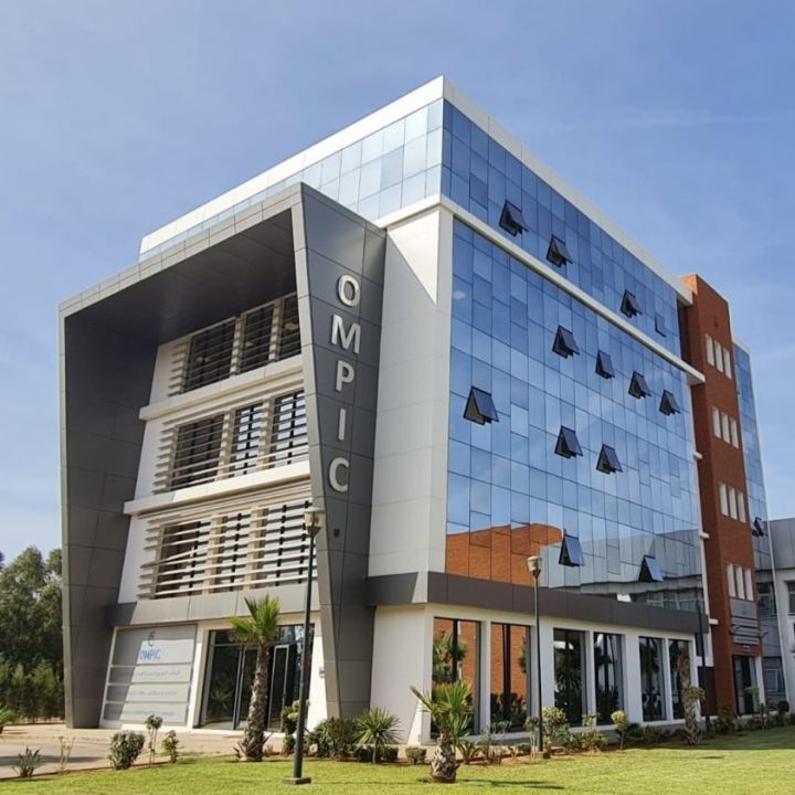 La région de Casablanca-Settat compte plus de 17 mille nouvelles entreprises créées au premier semestre de l'année - Écho Entreprises -
                    Luxe radio