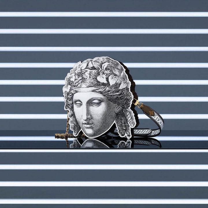 La collaboration Louis Vuitton x Fornasetti - Le Journal du Luxe -
                    Luxe radio