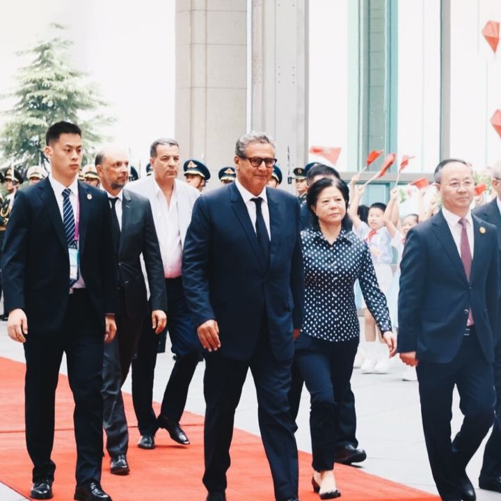 Aziz Akhannouch représente sa majesté le Roi Mohammed VI au forum sino-africain - L’œil Macro -
                    Luxe radio