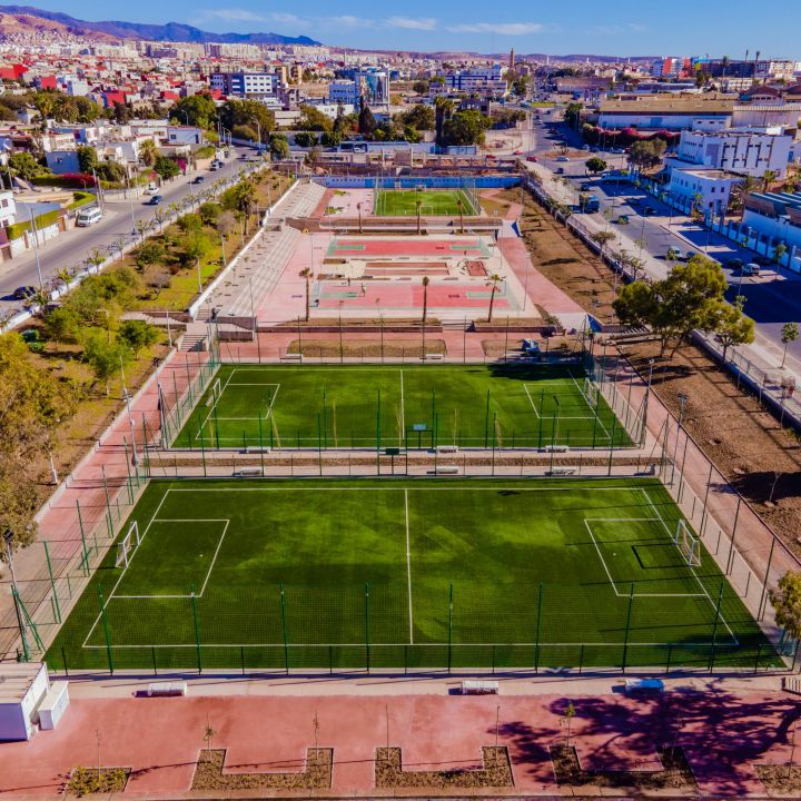 Le sport de proximité: levier social et économique ? Avec Talal Chakir - La Loge Des Supporters -
                    Luxe radio