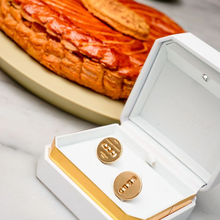 Messika x Pierre Hermé : une collaboration sous le signe de la gourmandise - Le Journal du Luxe -
                    Luxe radio