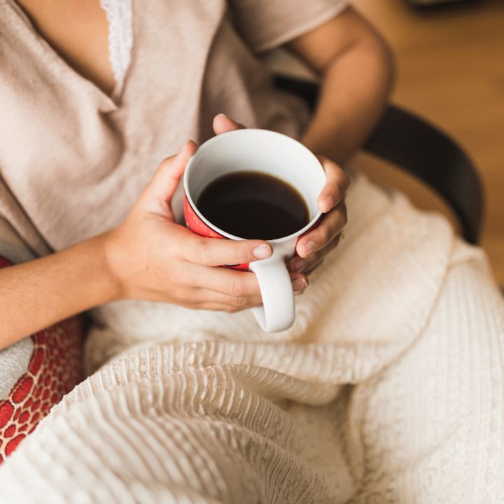 Caféine et longévité cellulaire : le café réveille aussi les cellules ? - Sciences & Santé -
                    Luxe radio