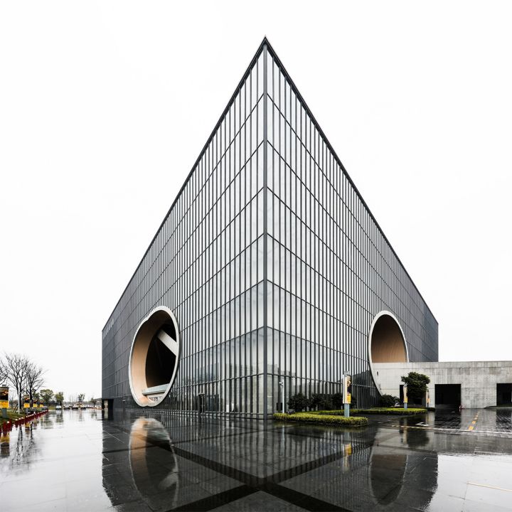 Tadao Ando : de l’importance du vide et de la lumière - Architecture -
                    Luxe radio