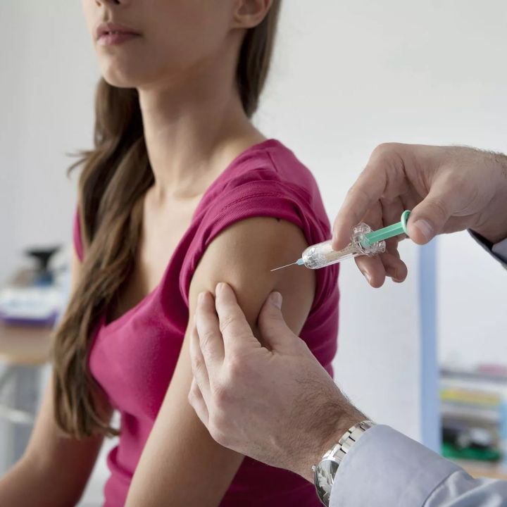 Que penser de la vaccination en gynécologie ? - Les Invités de Heure Essentielle -
                    Luxe radio