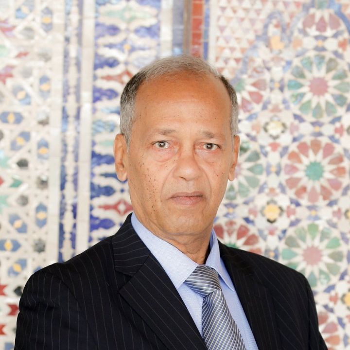 « L'ordre public n'est pas que l'affaire des autorités mais également des citoyens par leur civisme » - Abdelhak Bassou - Les Invités des Matins Luxe -
                    Luxe radio