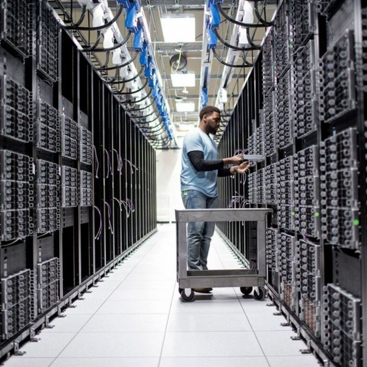 De Sangosse franchit un cap majeur dans sa transformation numérique - Le Monde AI -
                    Luxe radio