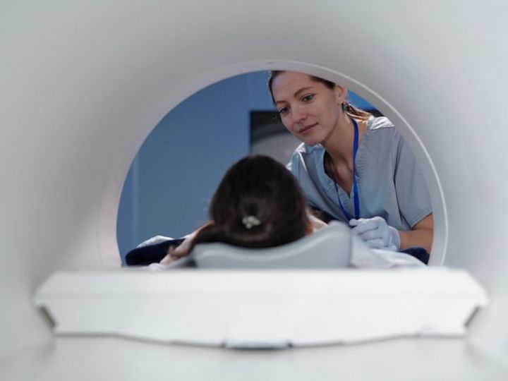 Exclusivité : l’imagerie médicale, un risque important de cancers du sang chez les enfants - Sciences & Santé -
                    Luxe radio