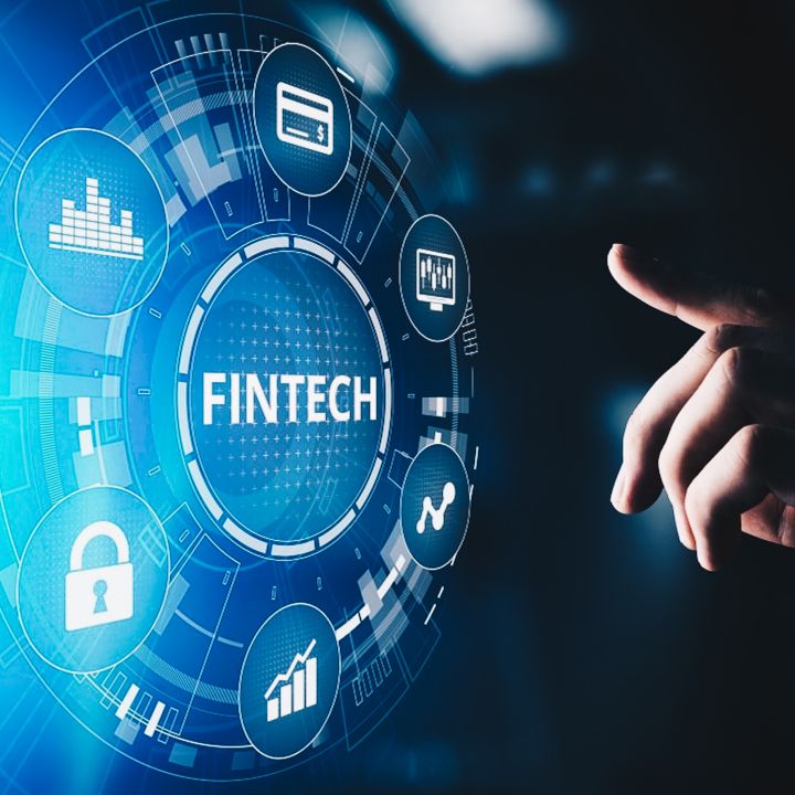 Mohamed Oulkhouir : « Si des textes sont encore en préparation, les fintechs marocaines évoluent d’ores et déjà dans un cadre global relativement efficace » - Droit Des Affaires -
                    Luxe radio