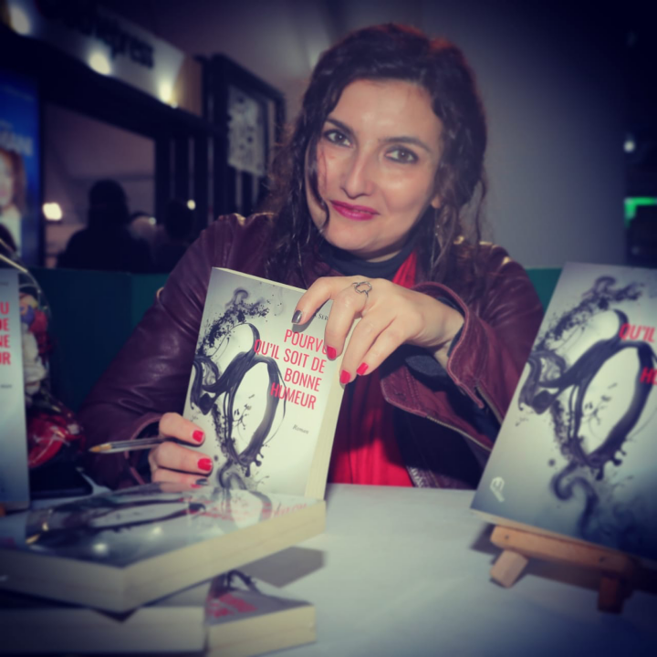 Loubna Serraj, éditrice, écrivaine et chroniqueuse Luxe Radio - Les Invités de Heure Essentielle -
                    Luxe radio