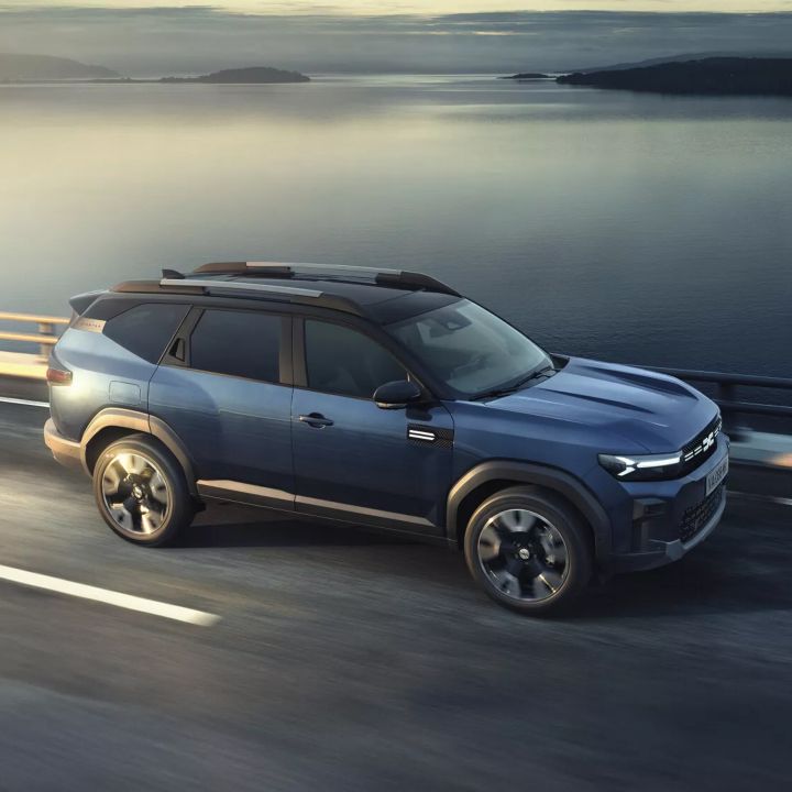 Dacia change d’échelle - Le Journal du Luxe -
                    Luxe radio