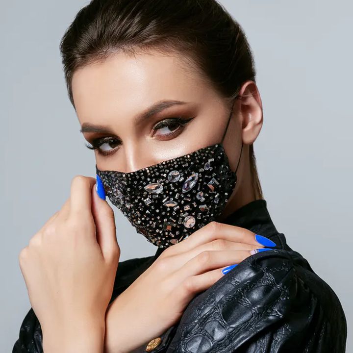 Le masque : le nouvel accessoire mode ! - Mode -
                    Luxe radio