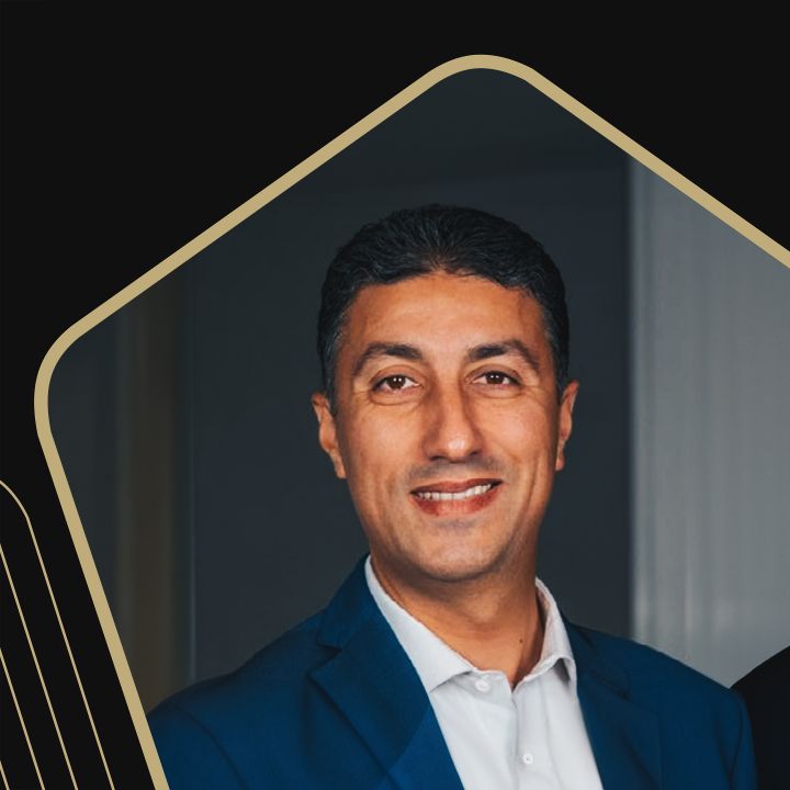 Location de voitures: un business en expansion. Avec Zouheir Belkhou - Les Invités des Matins Luxe -
                    Luxe radio