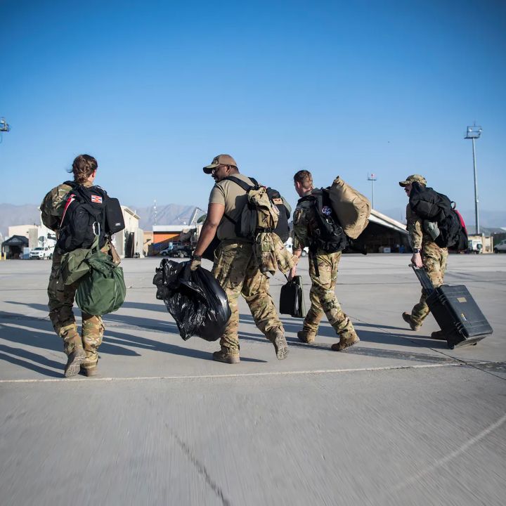 Retrait des troupes US d’Afghanistan : une défaite autant rhétorique que stratégique - Les Débats -
                    Luxe radio