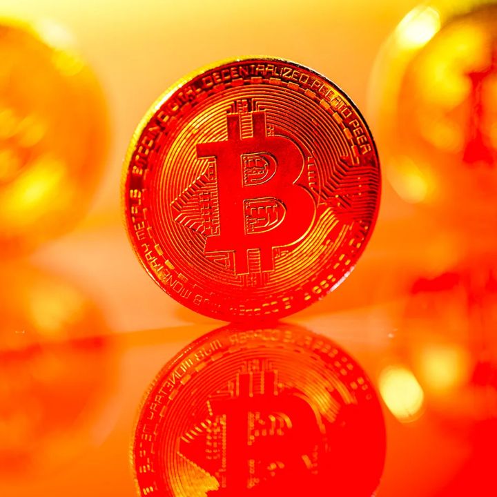 La Crypto Week est terminée, que peut-on retenir de cette semaine au Congrès américain ? - Le Coin Des Cryptos -
                    Luxe radio